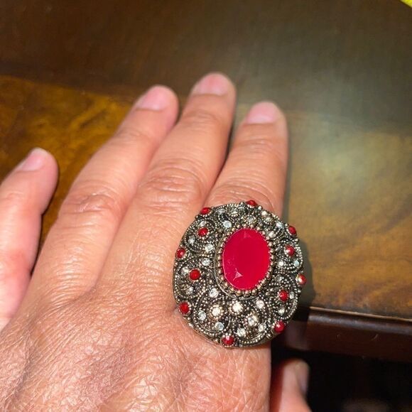 NWT Costume jewelry Turkish Victorian game of thrones dark red ring - Picture 9 of 13